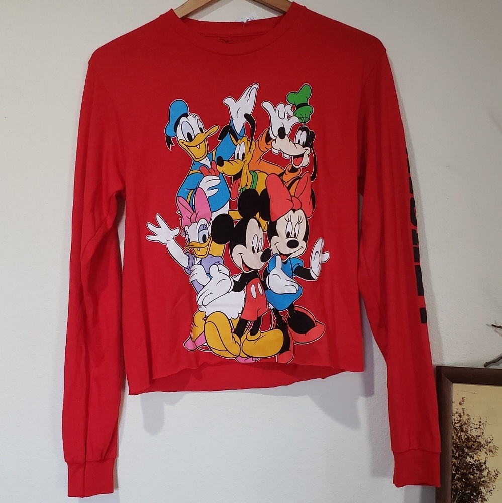 Disney top